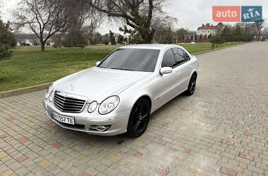 Седан Mercedes-Benz E-Class 2003 в Измаиле