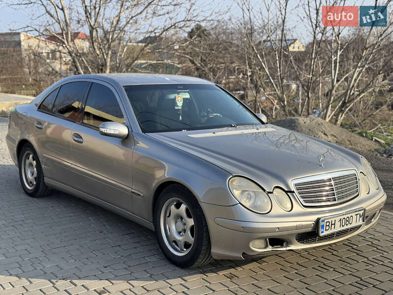 Седан Mercedes-Benz E-Class 2003 в Одессе