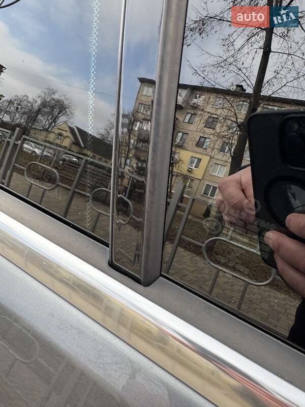 Седан Mercedes-Benz E-Class 2014 в Могилів-Подільському