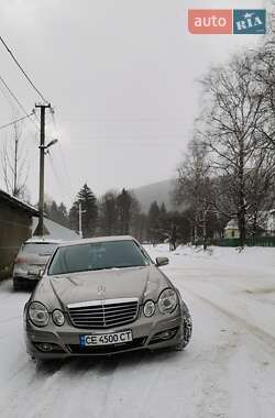 Седан Mercedes-Benz E-Class 2004 в Черновцах