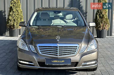 Седан Mercedes-Benz E-Class 2012 в 