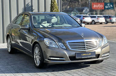 Седан Mercedes-Benz E-Class 2012 в 