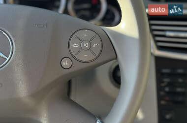 Седан Mercedes-Benz E-Class 2012 в 