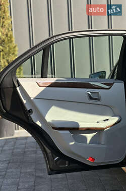 Седан Mercedes-Benz E-Class 2012 в 