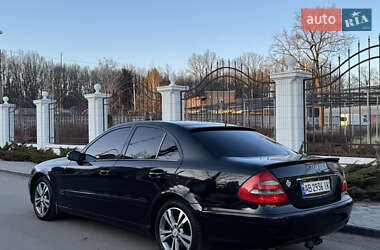 Седан Mercedes-Benz E-Class 2002 в Виннице