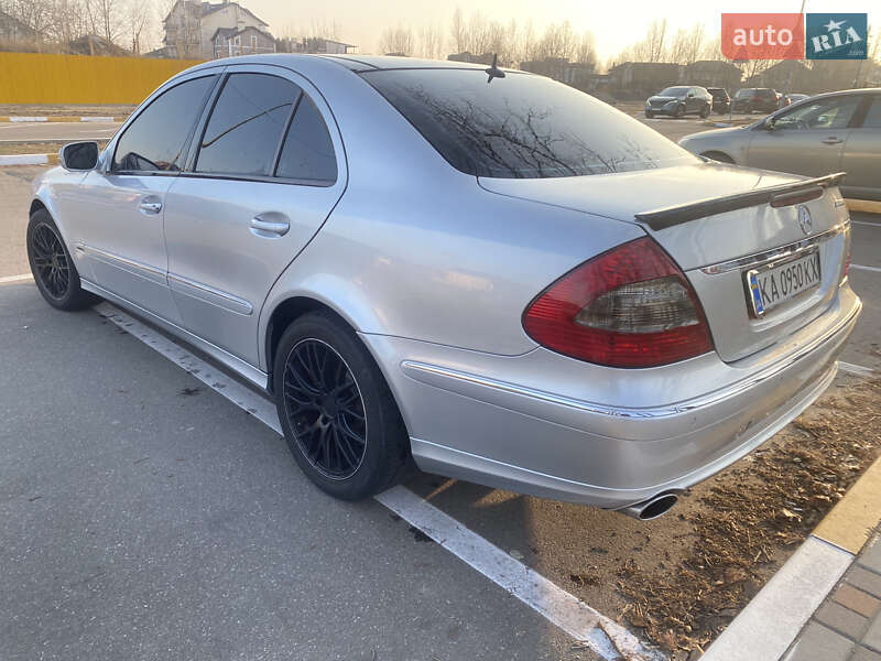Седан Mercedes-Benz E-Class 2007 в Києві