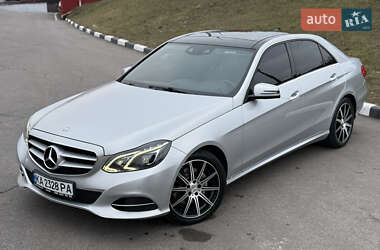 Седан Mercedes-Benz E-Class 2014 в Києві