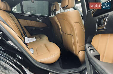 Седан Mercedes-Benz E-Class 2011 в 