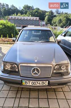 Седан Mercedes-Benz E-Class 1989 в 