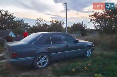 Седан Mercedes-Benz E-Class 1995 в Каменец-Подольском