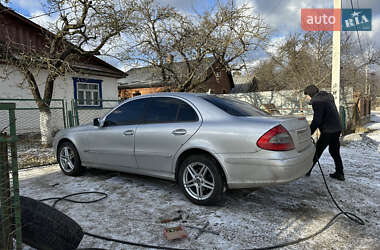 Седан Mercedes-Benz E-Class 2007 в Рокитному