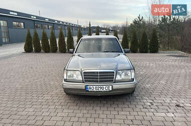 Седан Mercedes-Benz E-Class 1994 в Буске