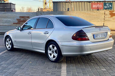 Седан Mercedes-Benz E-Class 2004 в Виннице