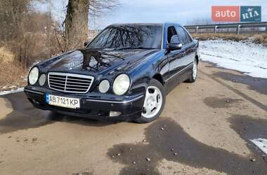 Седан Mercedes-Benz E-Class 2001 в Хмельницком