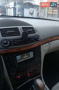 Седан Mercedes-Benz E-Class 2003 в 