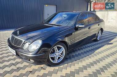 Седан Mercedes-Benz E-Class 2002 в Николаеве