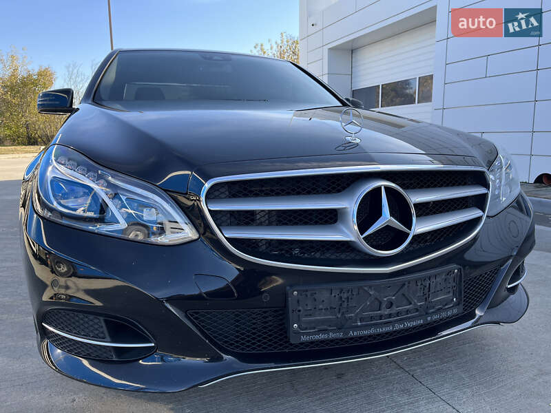 Седан Mercedes-Benz E-Class 2014 в Вараші