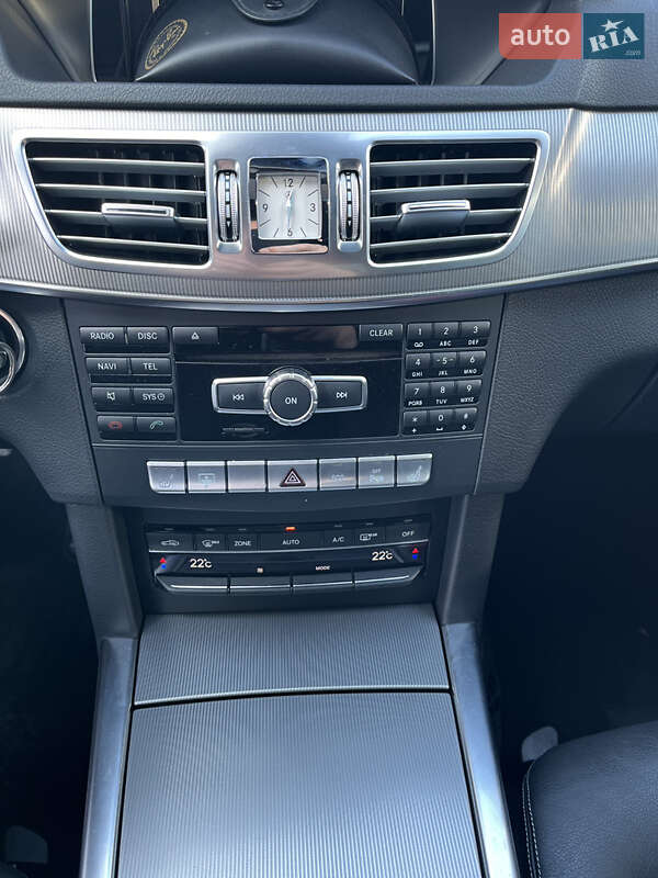 Седан Mercedes-Benz E-Class 2014 в Вараші