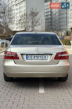 Седан Mercedes-Benz E-Class 2010 в Чернівцях