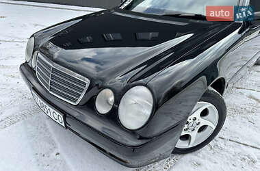 Седан Mercedes-Benz E-Class 2002 в Тернополе