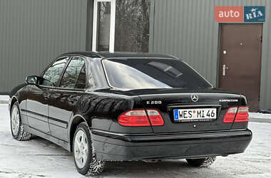 Седан Mercedes-Benz E-Class 2002 в Тернополе