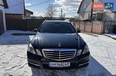 Універсал Mercedes-Benz E-Class 2012 в Звягелі