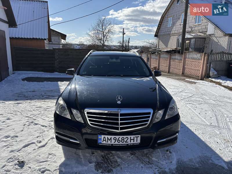 Mercedes-Benz E-Class 2012