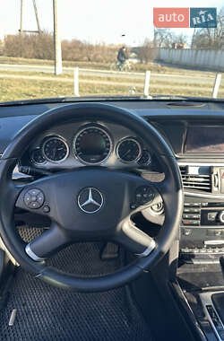 Седан Mercedes-Benz E-Class 2011 в Владимире