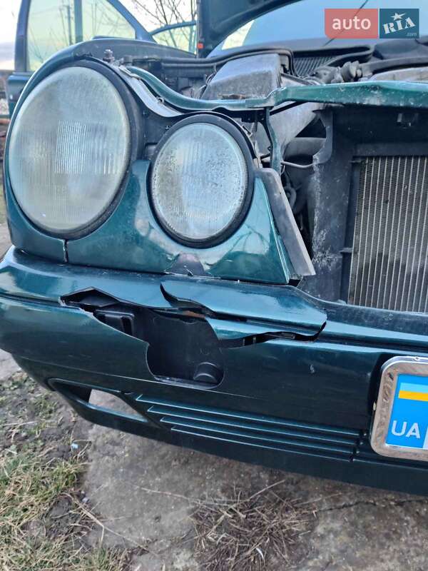 Седан Mercedes-Benz E-Class 1996 в Кельменцах фото 16 Седан Mercedes-Benz E-Class 1996 в Кельменцах