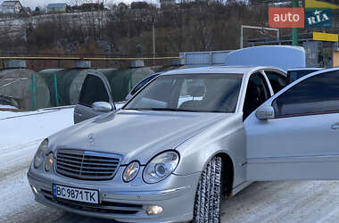 Седан Mercedes-Benz E-Class 2003 в Турке