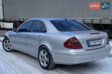 Седан Mercedes-Benz E-Class 2003 в Турке