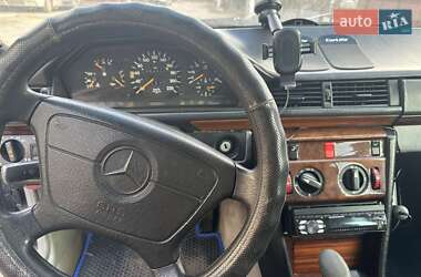 Седан Mercedes-Benz E-Class 1996 в 
