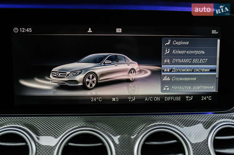 Седан Mercedes-Benz E-Class 2016 в Львові