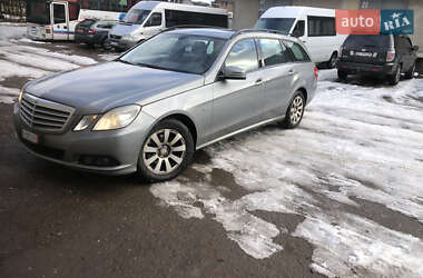 Універсал Mercedes-Benz E-Class 2012 в Івано-Франківську