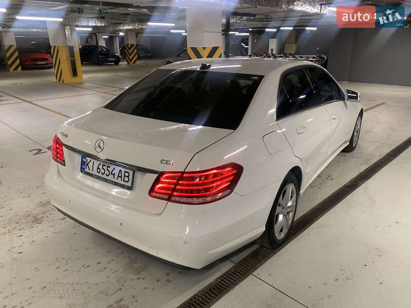 Седан Mercedes-Benz E-Class 2015 в Києві