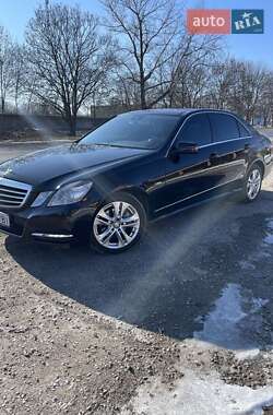 Седан Mercedes-Benz E-Class 2010 в Первомайську