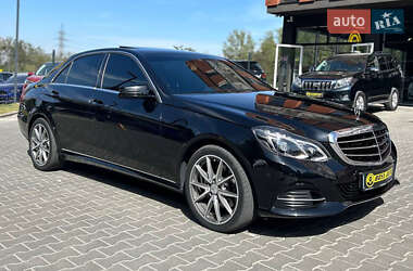 Седан Mercedes-Benz E-Class 2014 в Чернівцях