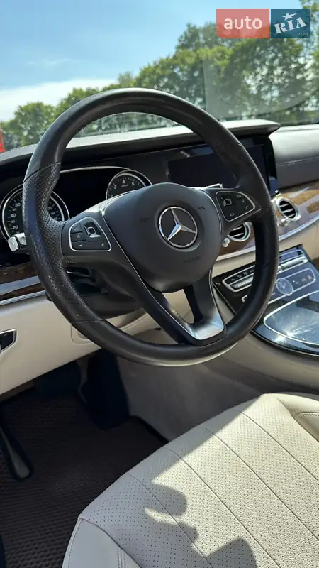 Универсал Mercedes-Benz E-Class 2018 в 
