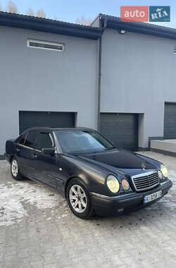 Седан Mercedes-Benz E-Class 1996 в 