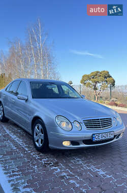 Седан Mercedes-Benz E-Class 2002 в Чернівцях