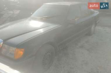 Седан Mercedes-Benz E-Class 1989 в 
