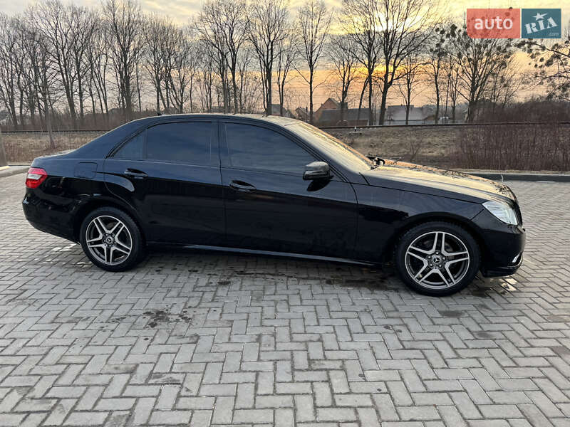 Седан Mercedes-Benz E-Class 2009 в Ковелі