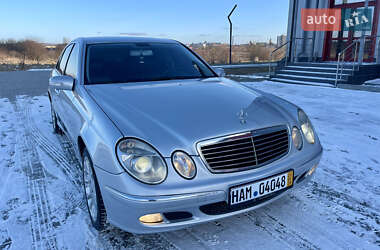 Седан Mercedes-Benz E-Class 2004 в Рівному