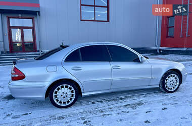 Седан Mercedes-Benz E-Class 2004 в Рівному