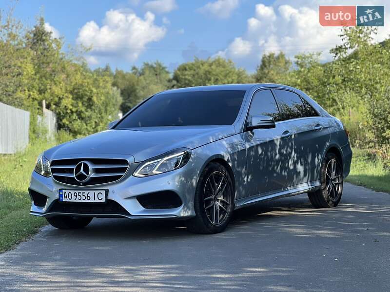 Седан Mercedes-Benz E-Class 2015 в Сваляве