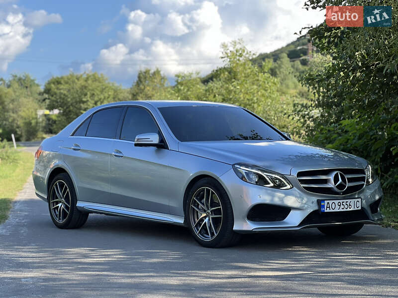 Седан Mercedes-Benz E-Class 2015 в Сваляве