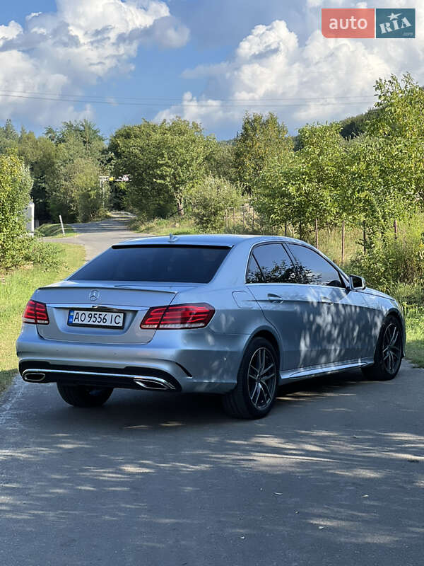 Седан Mercedes-Benz E-Class 2015 в Сваляве