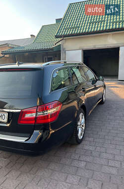 Универсал Mercedes-Benz E-Class 2012 в 