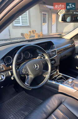 Универсал Mercedes-Benz E-Class 2012 в 