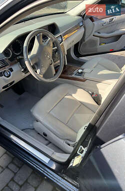 Седан Mercedes-Benz E-Class 2012 в 